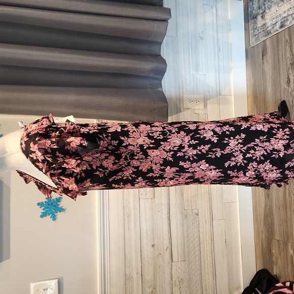 NWT Paradise NY Women's Lined Floral Maxi Dress sz 2X - Picture 4 of 8
